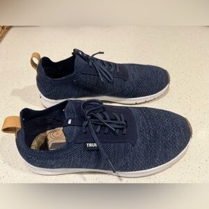 True All Day Knit Shoes: Navy/Tan